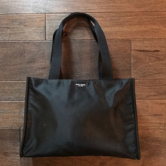 Kate Spade tote - Picture 1 of 1